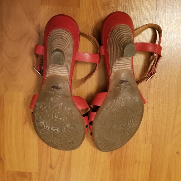 Clarks Shoes | Clarks Red Sandals Size 8 | Poshmark